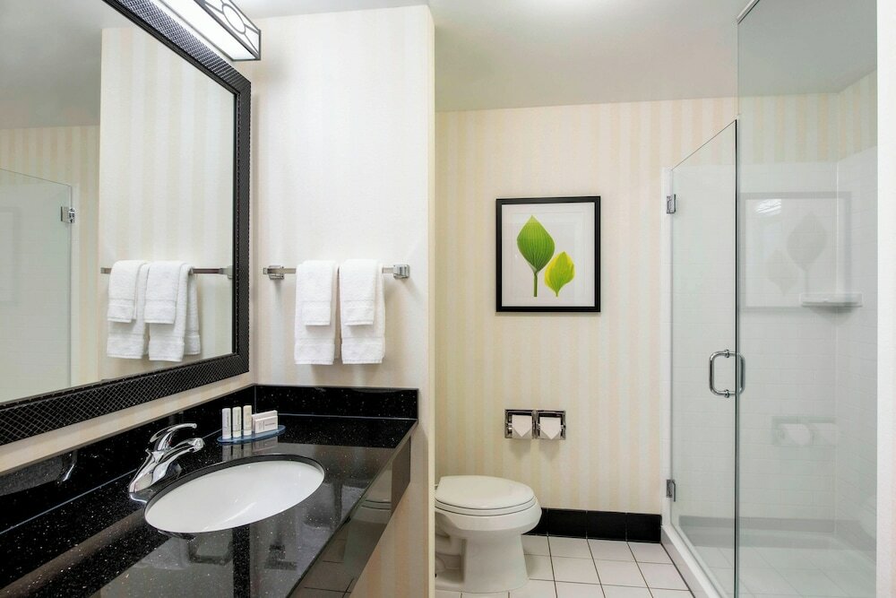 Фото Fairfield Inn & Suites by Marriott Winnipeg