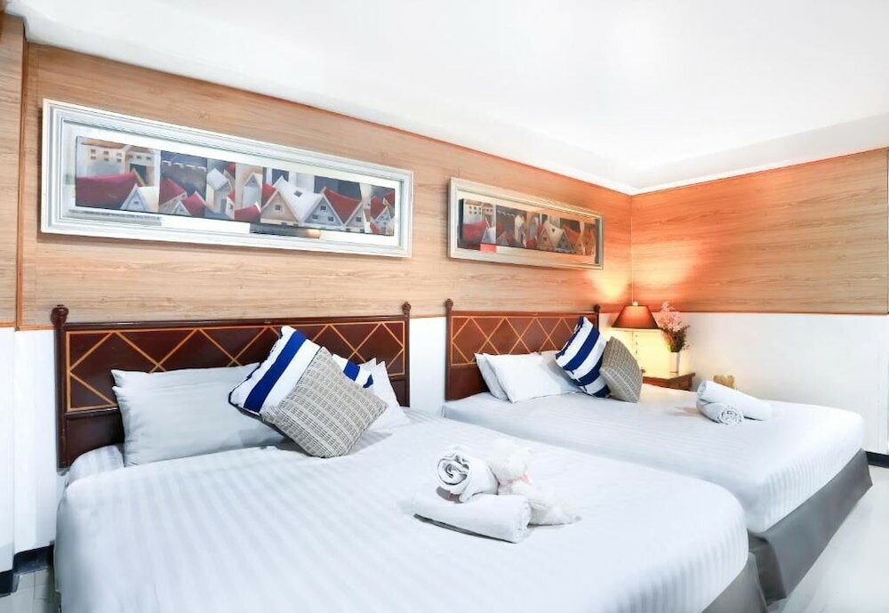Фото Diamond City Hotel