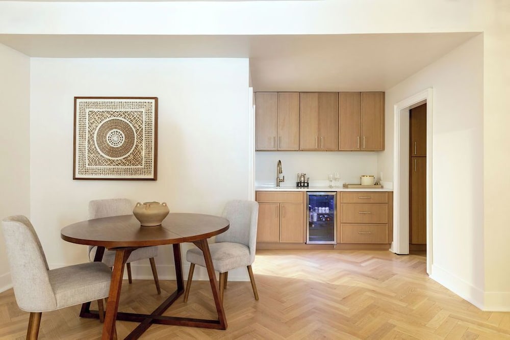 Фото Prytania Park Hotel