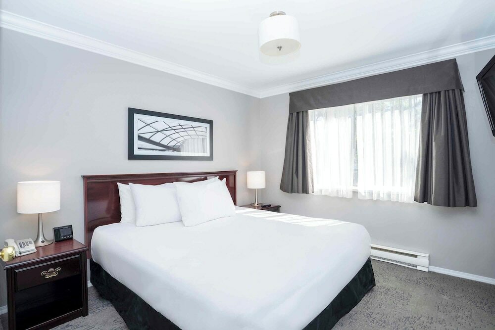 Фото Sandman Hotel & Suites Prince George