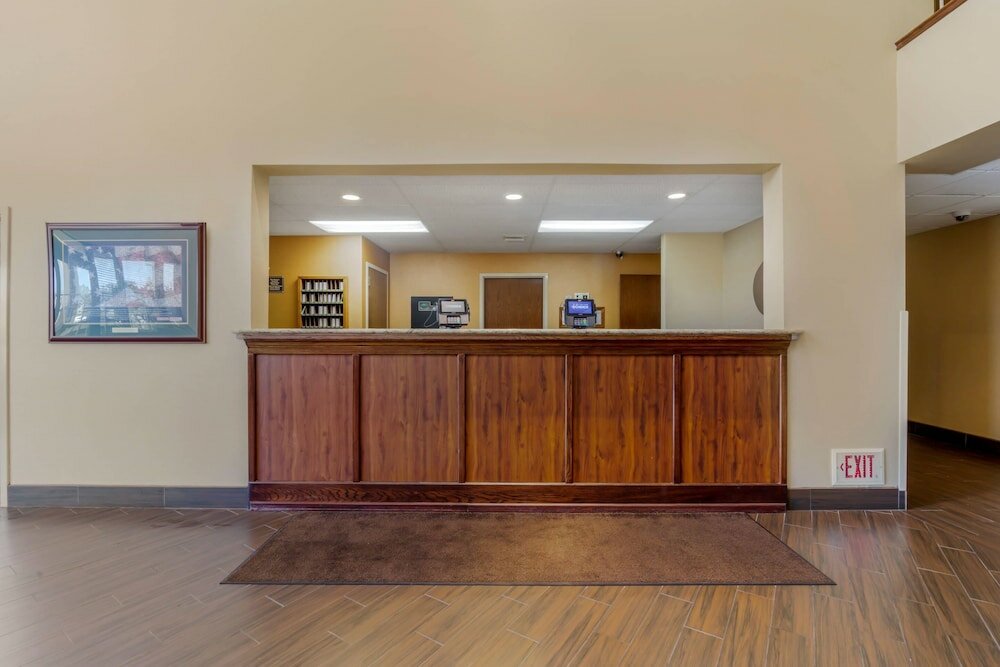 Фото Comfort Inn Bismarck