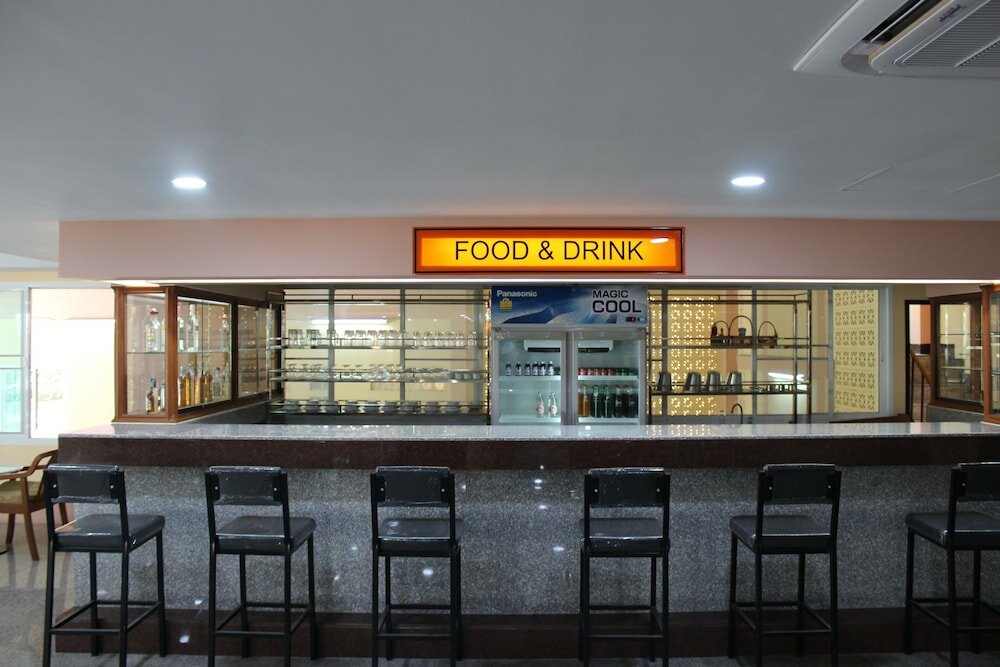 Фото A. A. Pattaya Golden Beach Hotel