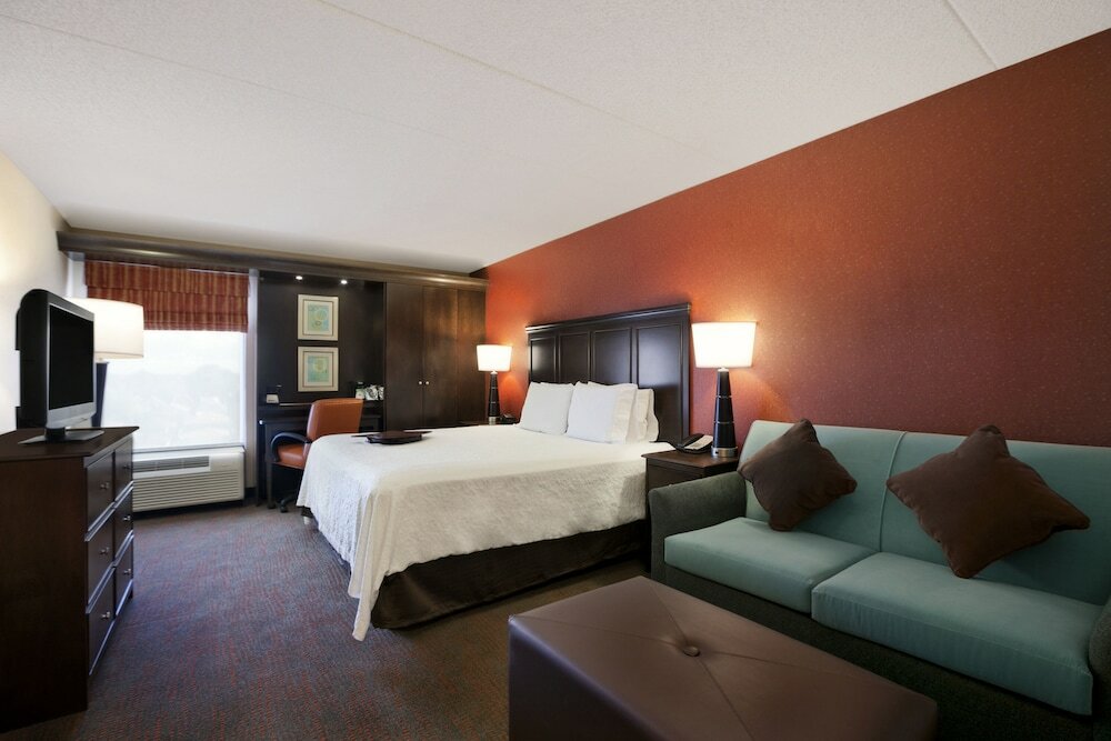 Фото Hampton Inn by Hilton Chicago-Midway Airport