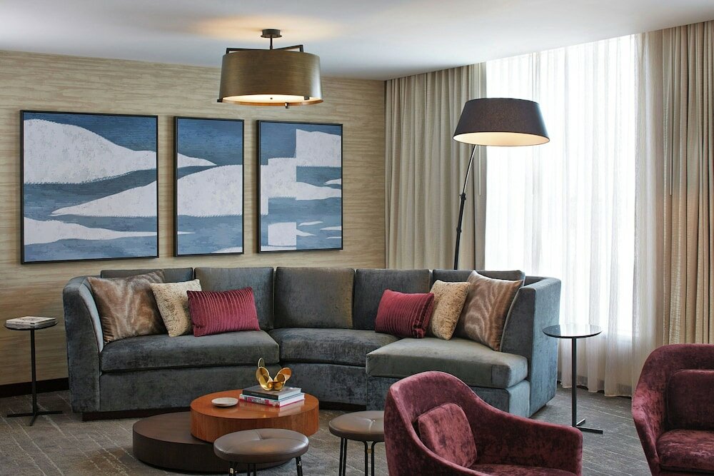 Фото Renaissance Dallas at Plano Legacy West Hotel