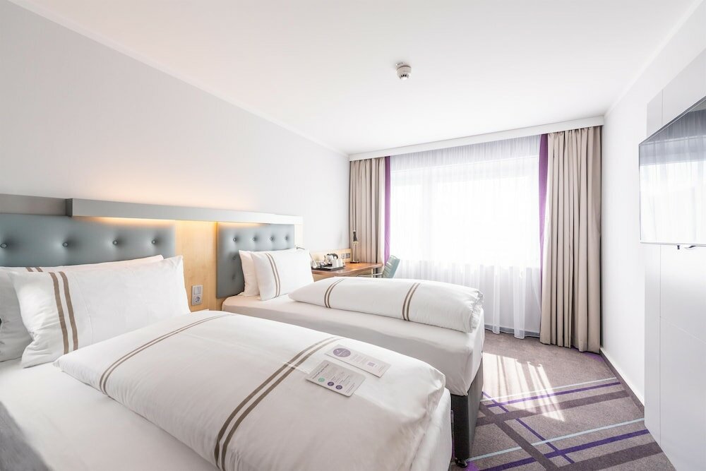Фото Premier Inn Stuttgart Airport