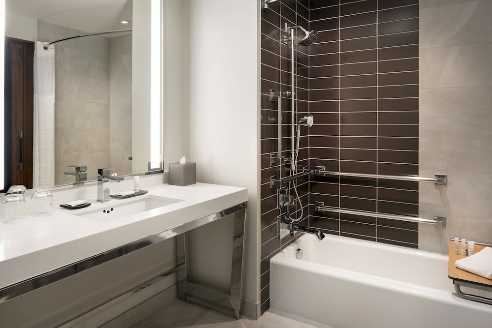 Фото Marriott Irvine Spectrum