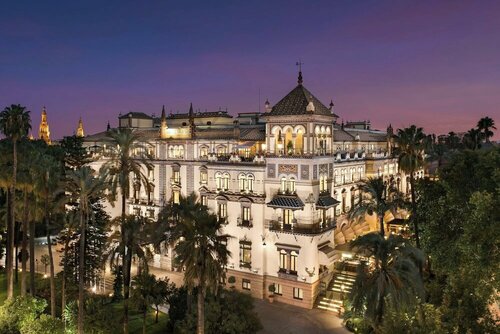 Внешний вид отеля Hotel Alfonso XIII, a Luxury Collection Hotel, Seville в Севилье, фото 1