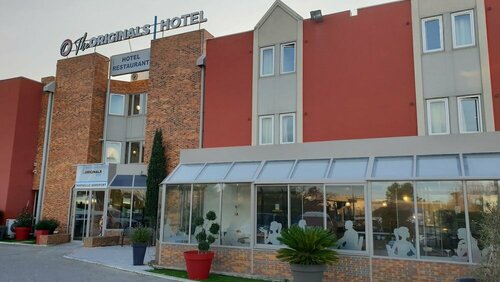 Гостиница Hôtel Balladins Marseille Aéroport Superior в Эксе-ан-Провансе