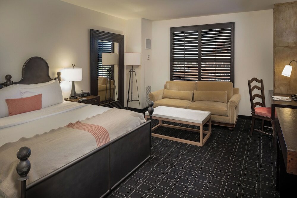 Фото Valencia Riverwalk