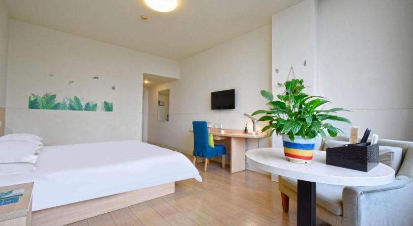 Фото Jingjiang Inn Chongqing Eling Metro Station