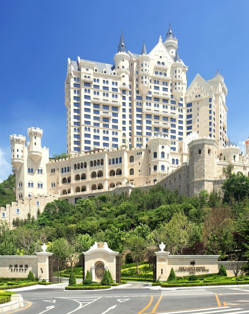 Фото The Castle Hotel a Luxury Collection Hotel Dalian