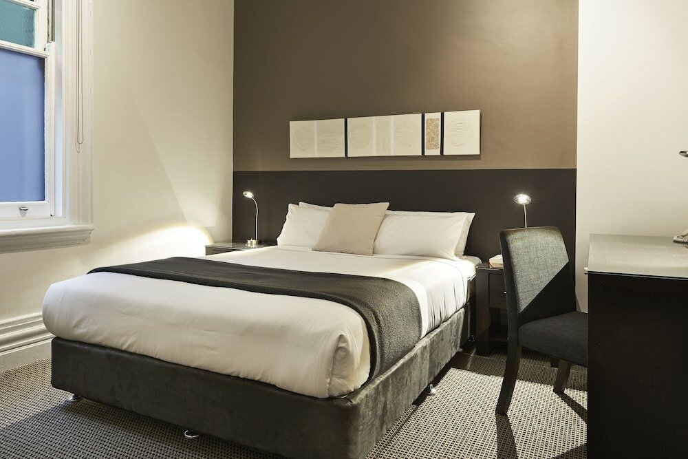 Фото Vulcan Hotel Sydney