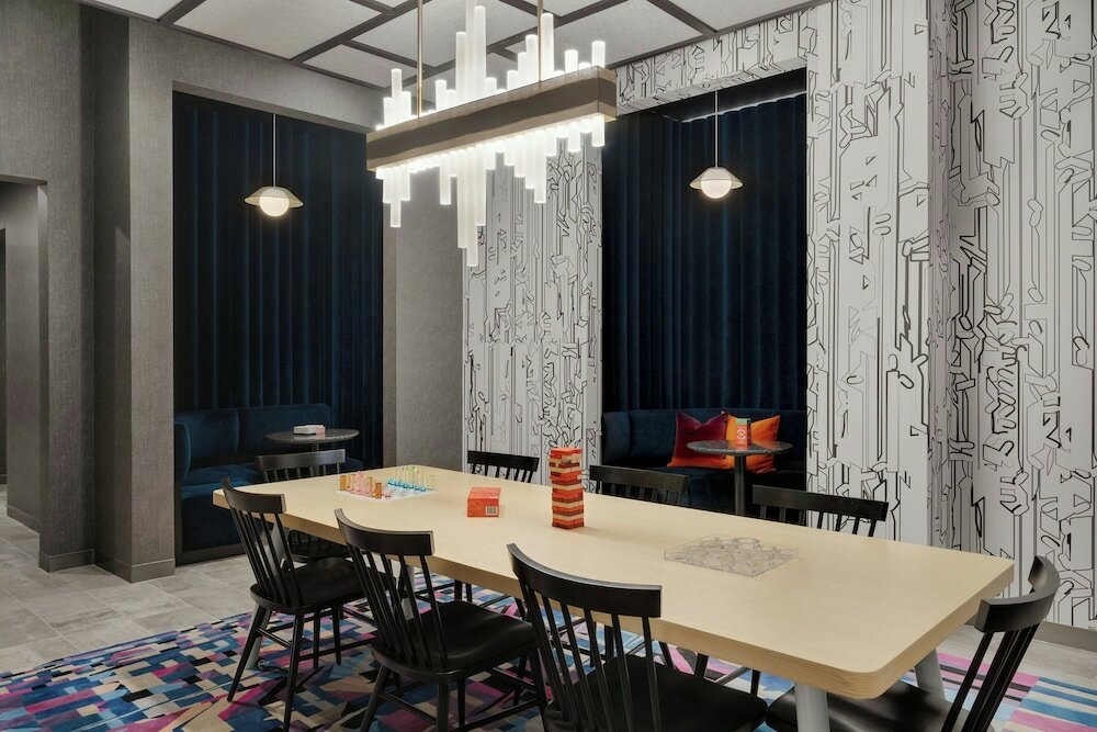 Фото Aloft Indianapolis Downtown