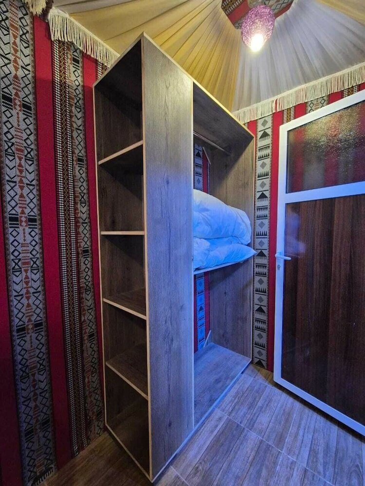 Фото Hasan Zawaideh Camp