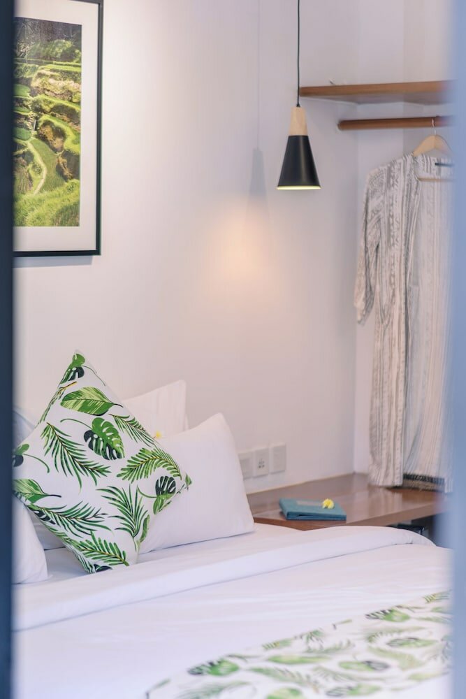 Фото Chandi Hotel