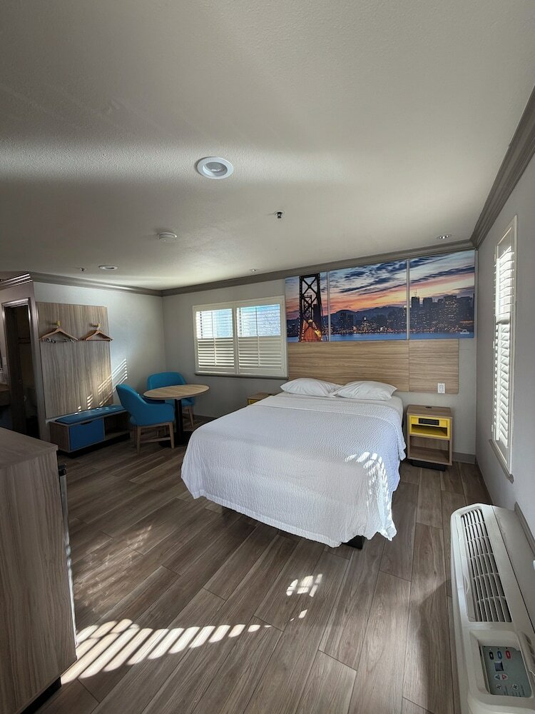 Фото Отель Days Inn