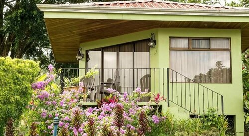 Внешний вид отеля Miradas Arenal Hotel & Hotsprings в Ла-Фортуне, фото 4