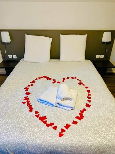 Гостиница Hotel Restaurant Kuentz в Мюлузе