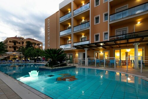 Гостиница Hotel Paradiso Grottammare в Сане-Бенедетто-дель-Тронто