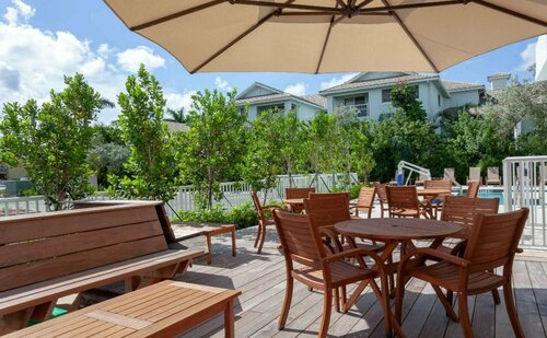 Гостиница Maritime Hotel Fort Lauderdale Cruise Port в Дания Бич