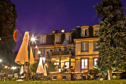 Гостиница Hotel Le Manoir в Мольсайме