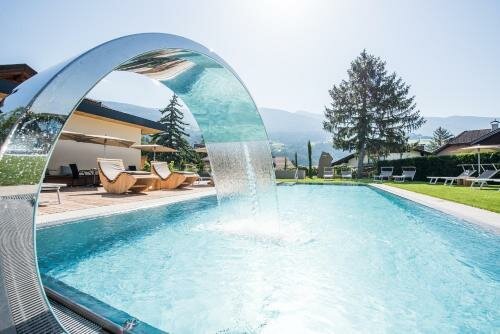 Гостиница Hotel Kranebitt B&b в Брессаноне