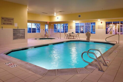 Гостиница TownePlace Suites by Marriott Boise West/Meridian в Меридиане