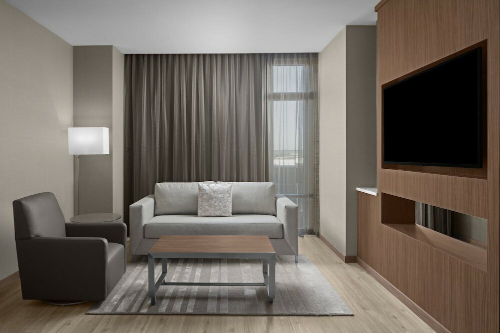Фото Ac Hotel Charlotte Ballantyne