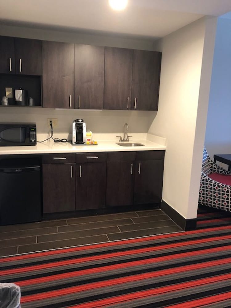 Фото Holiday Inn Hotel & Suites Lafayette North, an Ihg Hotel