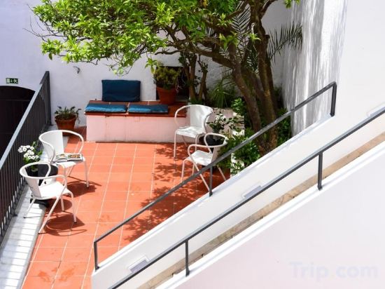 Фото Noble House Essence Évora by Unlock Hotels