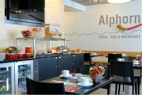Гостиница Alphorn в Интерлакене