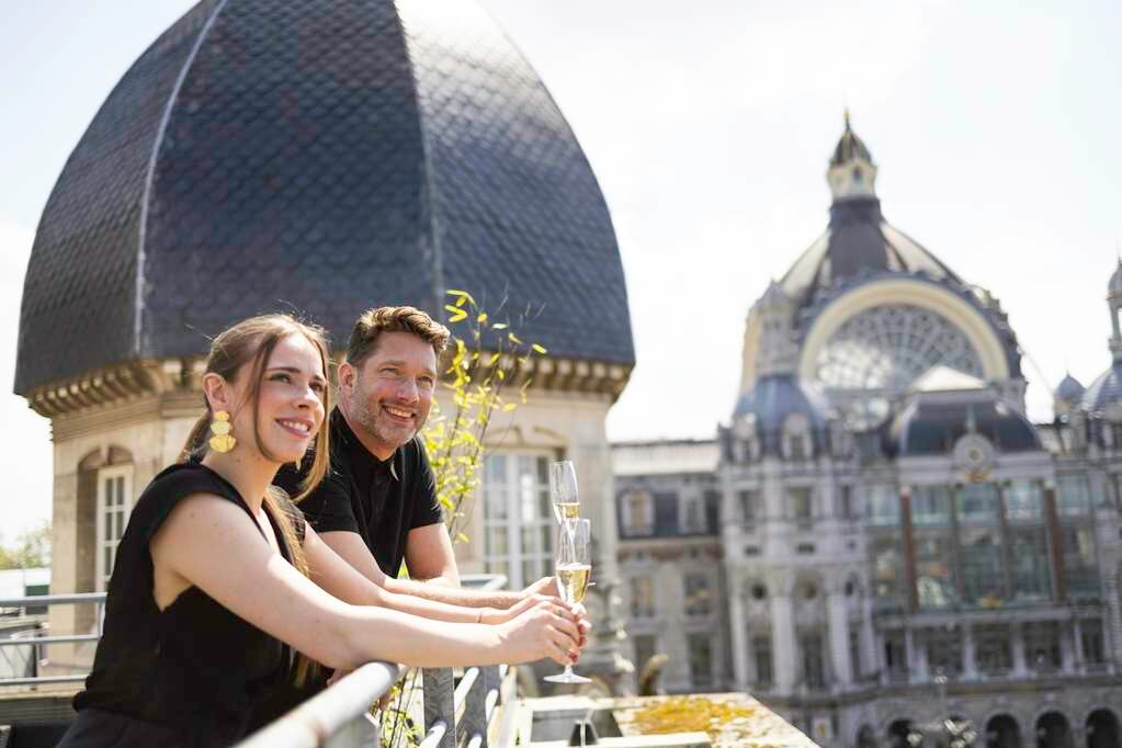 Фото Park Inn by Radisson Antwerp City Centre