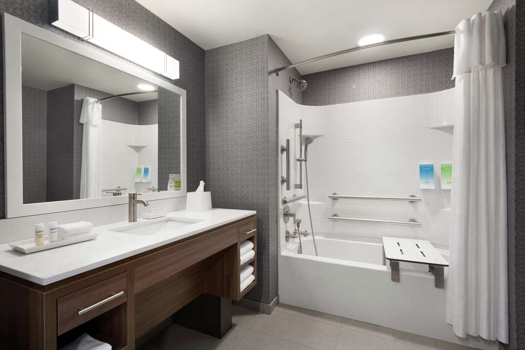 Фото Home2 Suites by Hilton Madison Central Alliant Energy Center