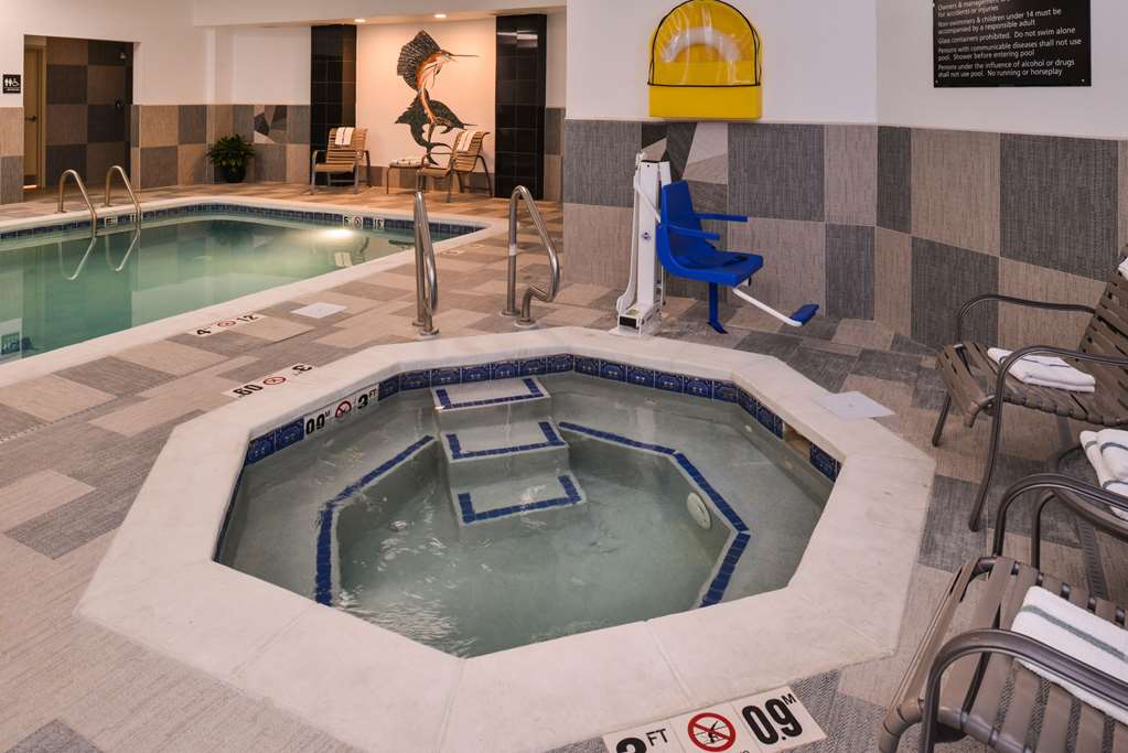 Фото Hampton Inn & Suites Denver-Speer Boulevard