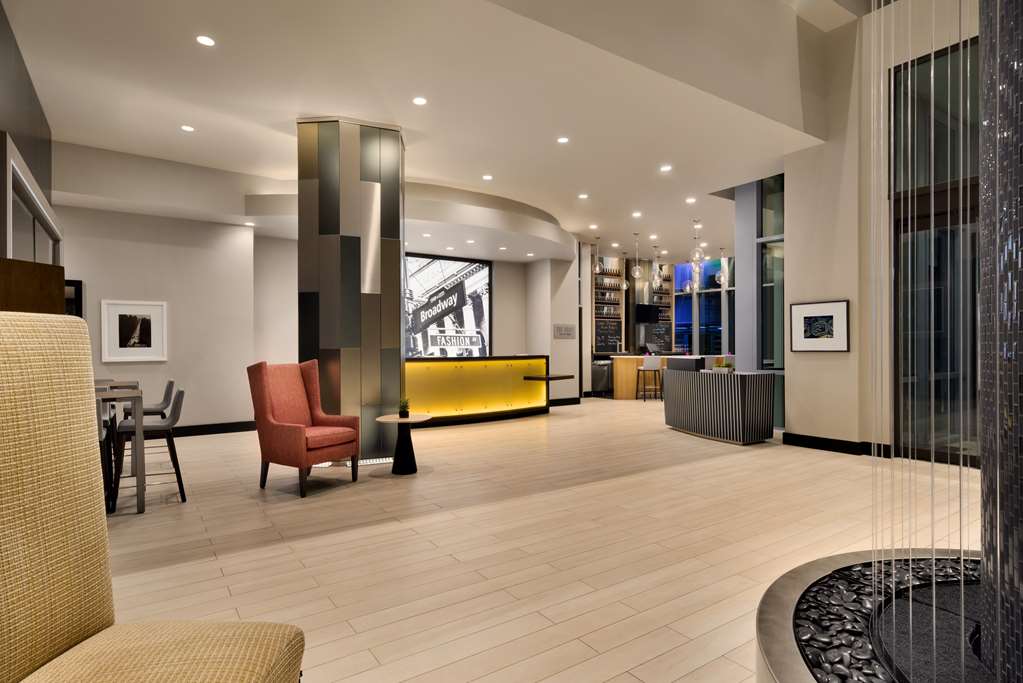 Фото Embassy Suites by Hilton New York Manhattan Times Square