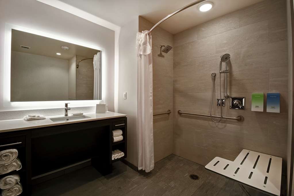 Фото Home2 Suites by Hilton Los Angeles Montebello