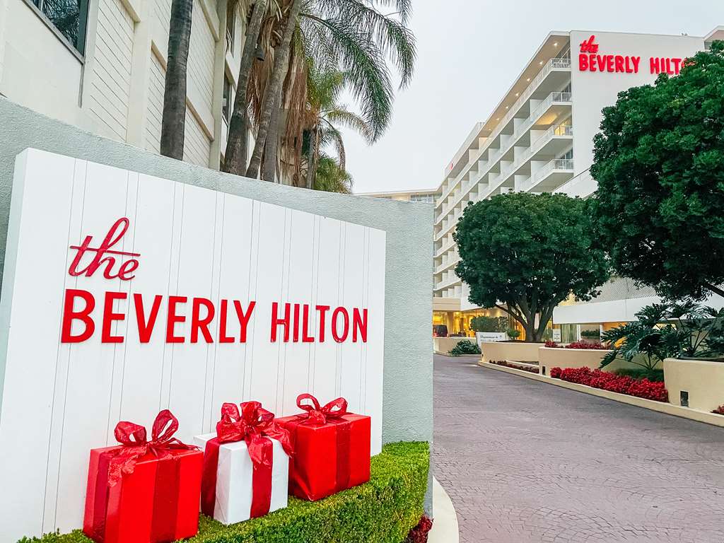 Фото The Beverly Hilton
