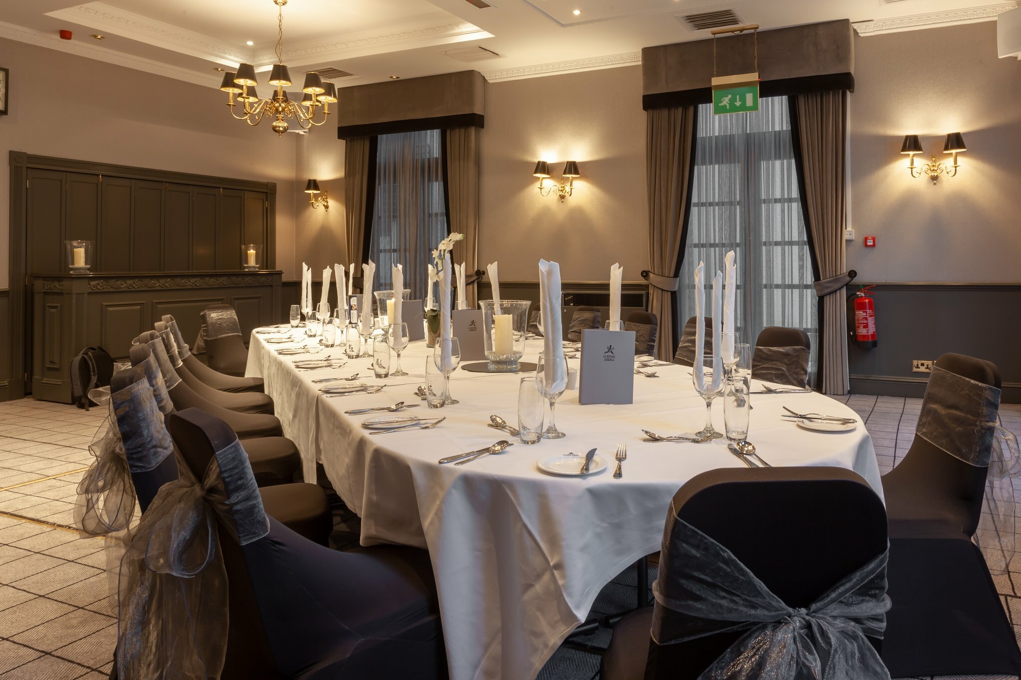 Фото Holiday Inn Glasgow City Centre Theatreland, an Ihg Hotel