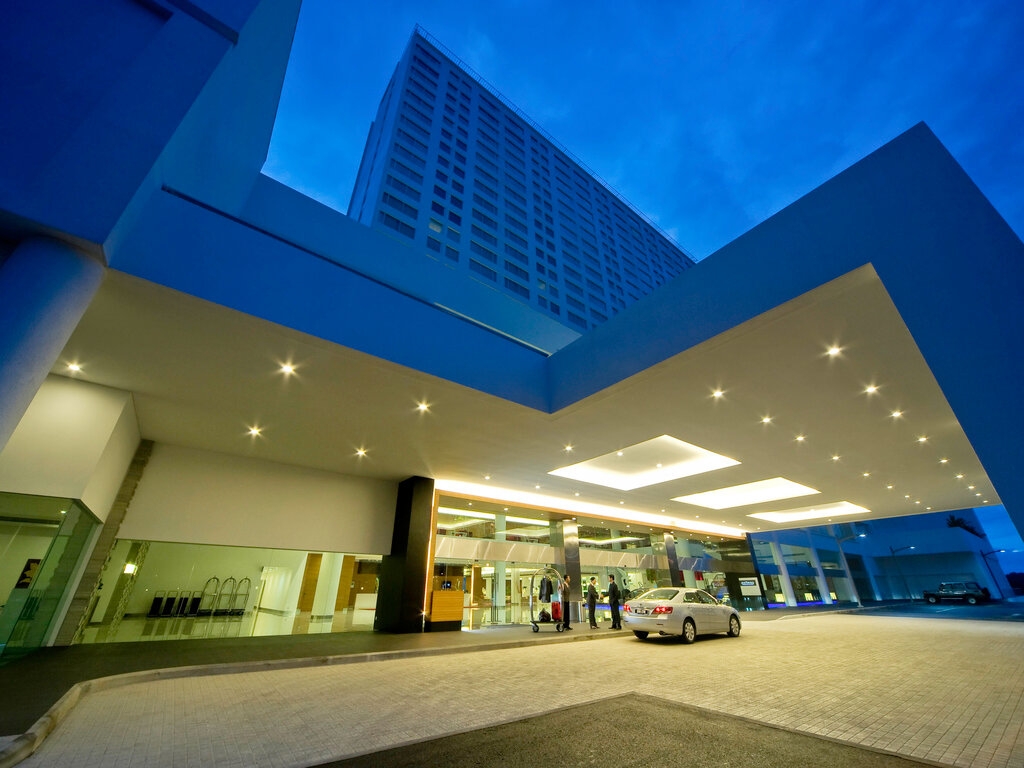 Фото Pullman Kuching