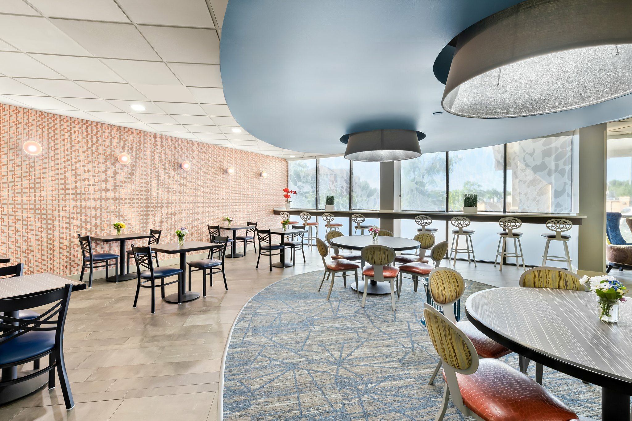 Фото Holiday Inn Express Atlanta Galleria - Ballpark Area, an Ihg Hotel