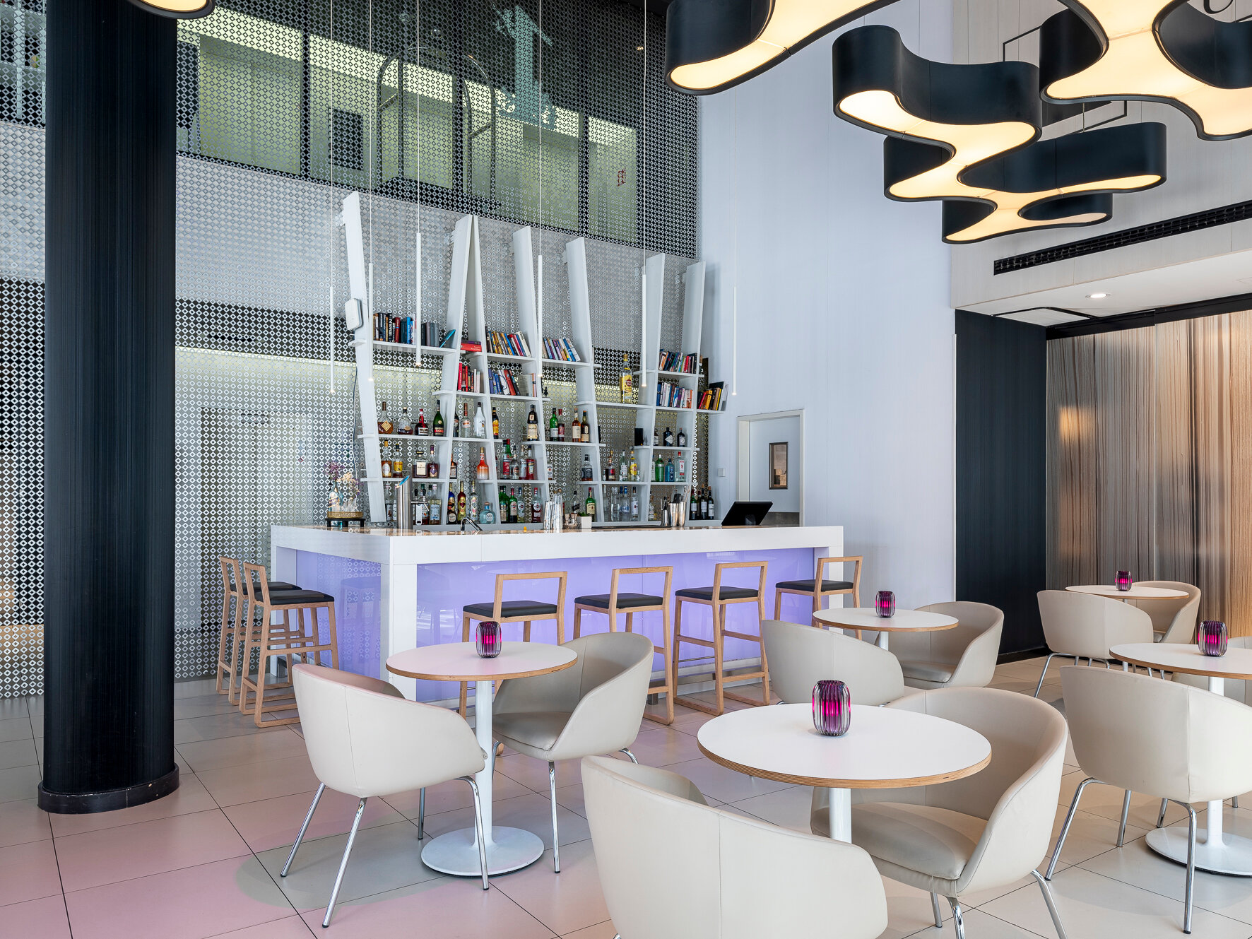 Фото Eurostars Book Hotel