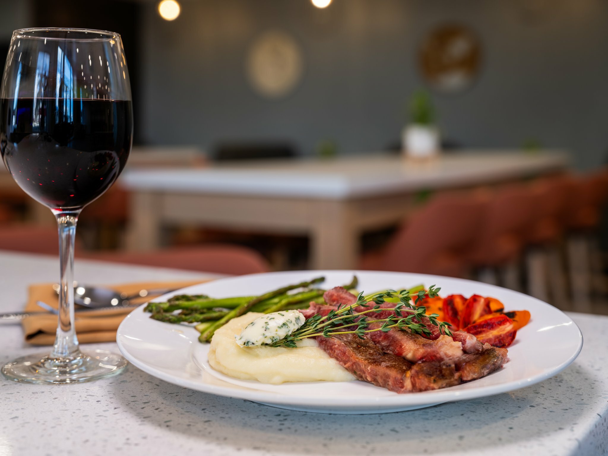 Фото Holiday Inn & Suites Orlando I-drive - Theme Parks by Ihg