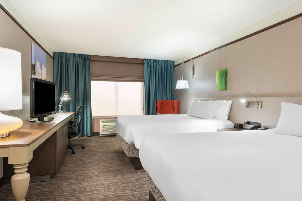 Фото Hilton Garden Inn Wilmington Mayfaire Town Center
