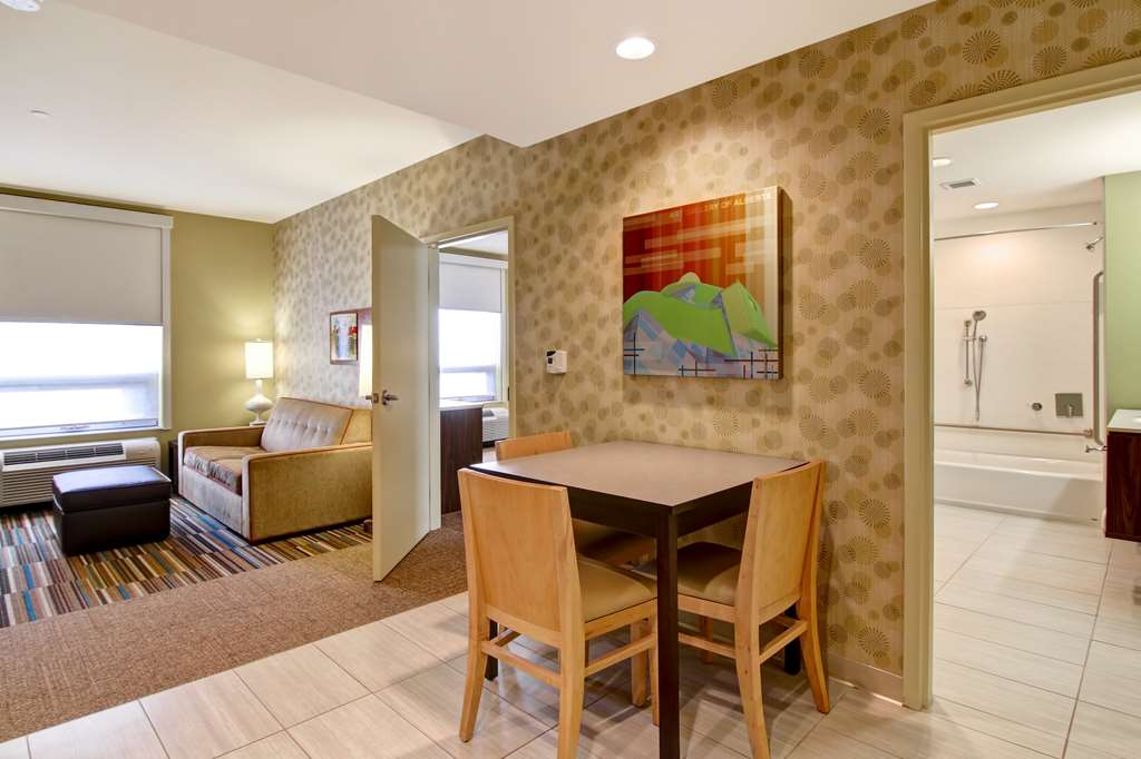 Фото Home2 Suites by Hilton West Edmonton, Alberta, Canada