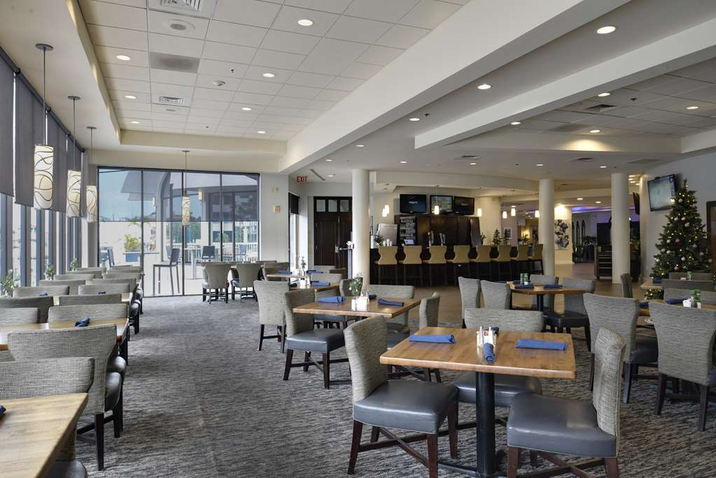 Фото Hotel Tampa Riverwalk