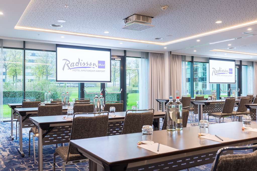 Фото Radisson Blu Hotel Amsterdam Airport
