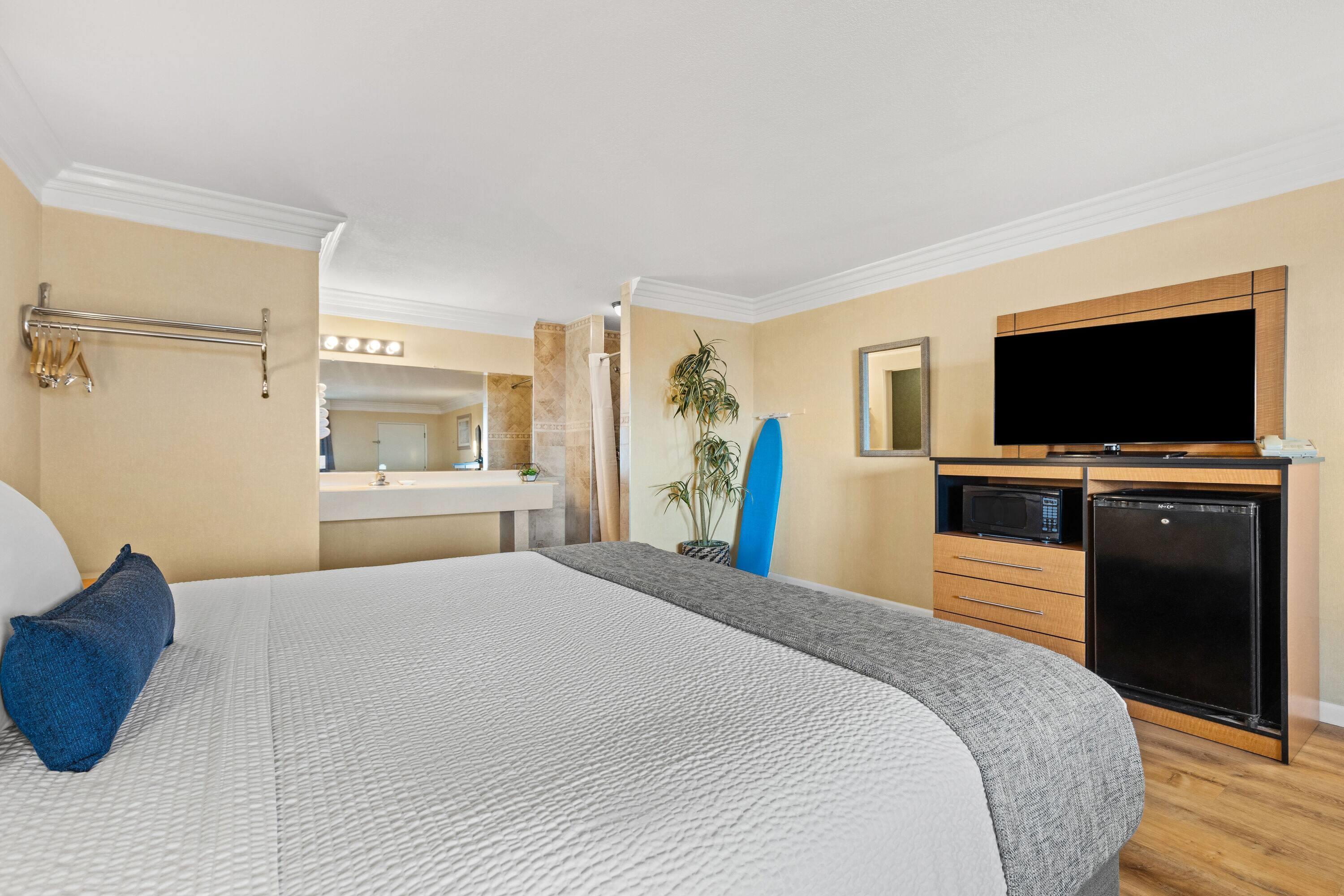 Фото Travelodge by Wyndham San Clemente Beach