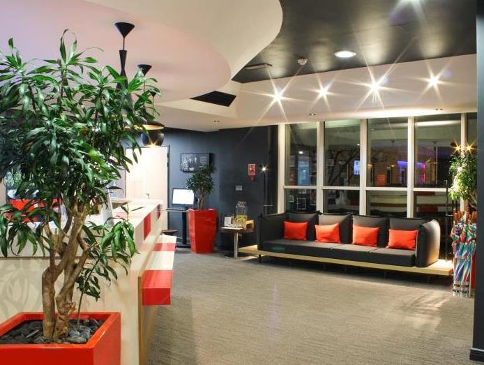 Фото Ibis Cardiff