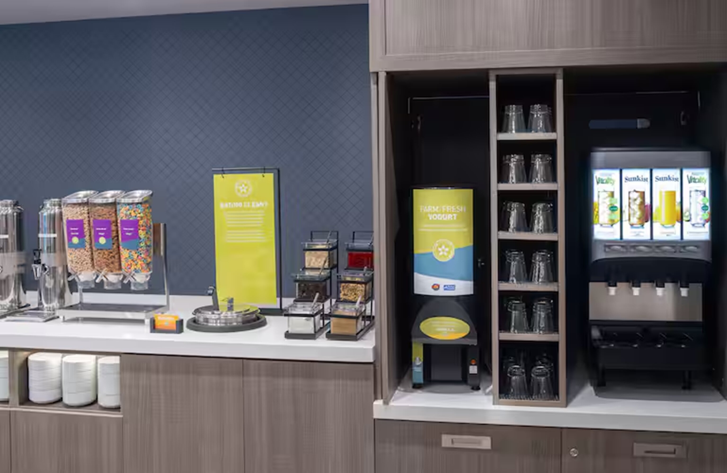 Фото Kittery Inn and Suites