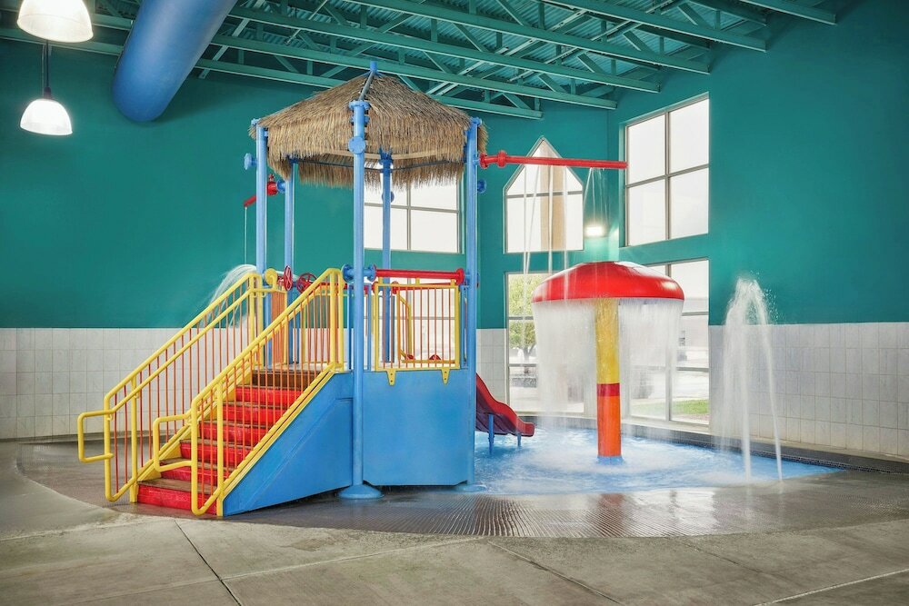 Фото Fairfield Inn & Suites by Marriott Gillette